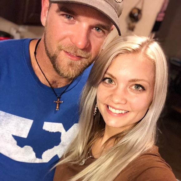 Meet your Posher, Kaylee - Picture 1 of 1